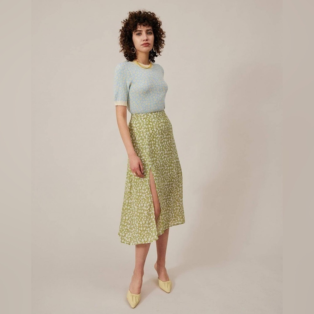 Rihoas The Floral Split Midi Skirt In Green And White Size L